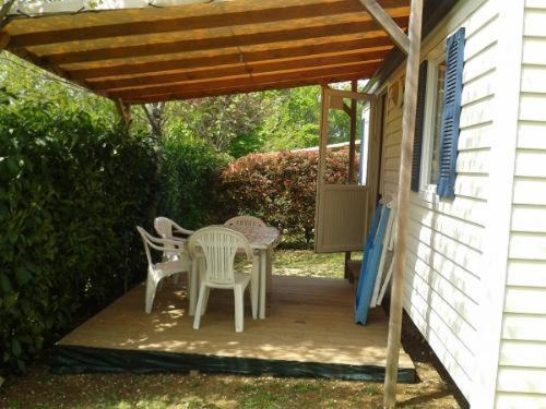 Camping Maeva Escapades Au P'Tit Bonheur Peyrillac-et-Millac Exteriör bild